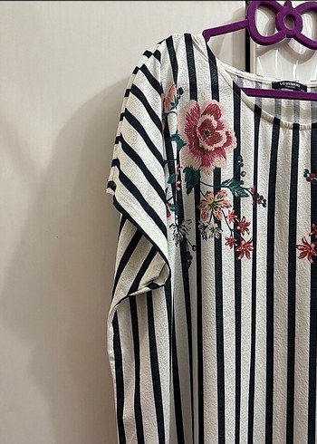 Çiçekli Bohem Kısa Kollu Büyük Beden Bluz - Görsel 5