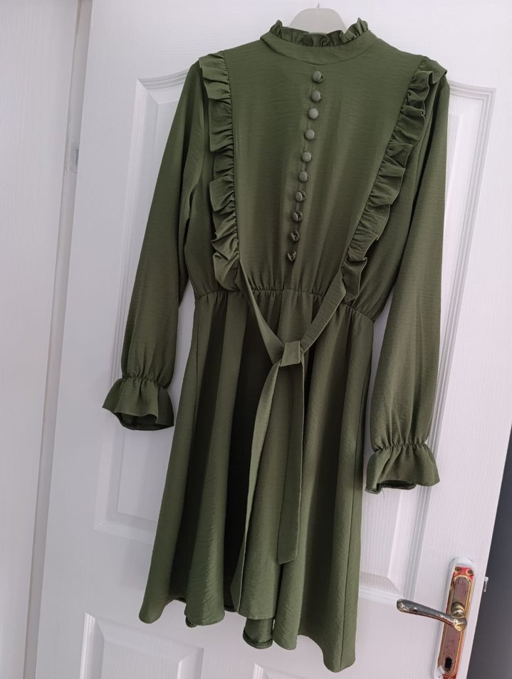 Volan Detaylı Keten Görünümlü Midi Elbise - Görsel 3