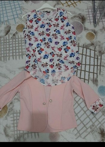 Pembe Düğmeli  ceket ve içi takım - Görsel 2