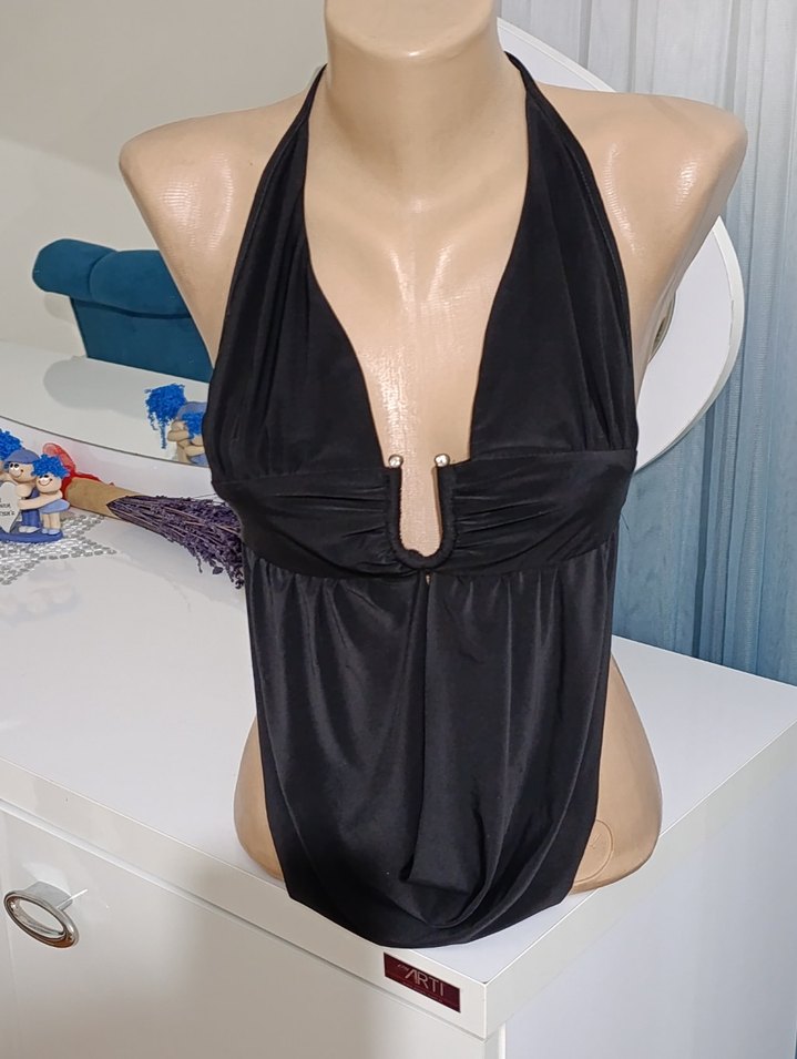 Siyah Drapeli Kolsuz Mini üst - Görsel 3