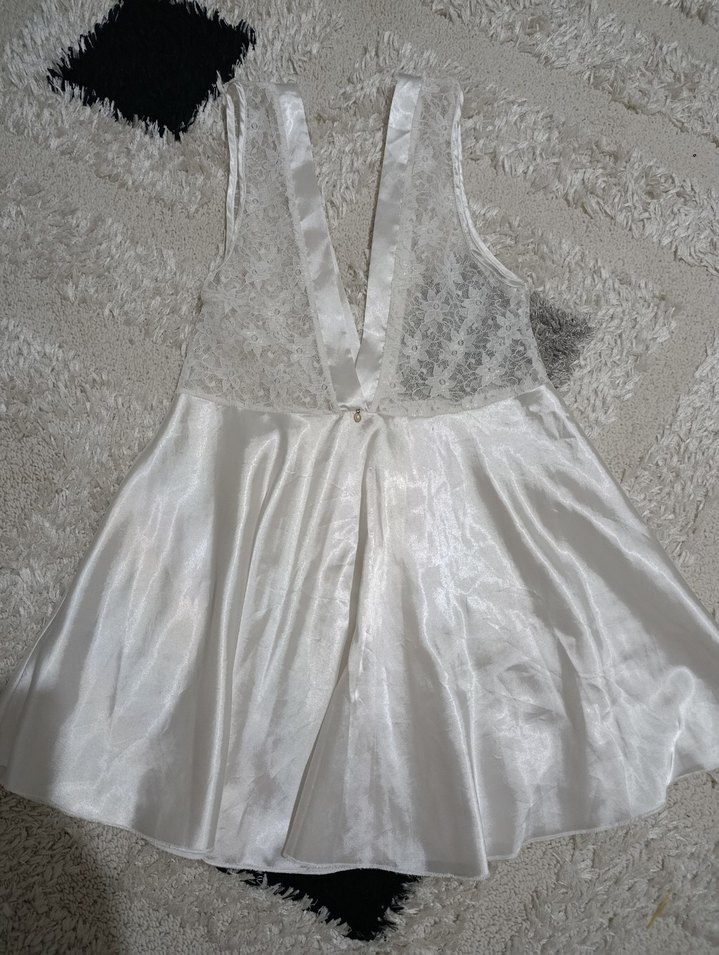 Beyaz Dantel Detaylı Bohem Midi saten gecelik - Görsel 3