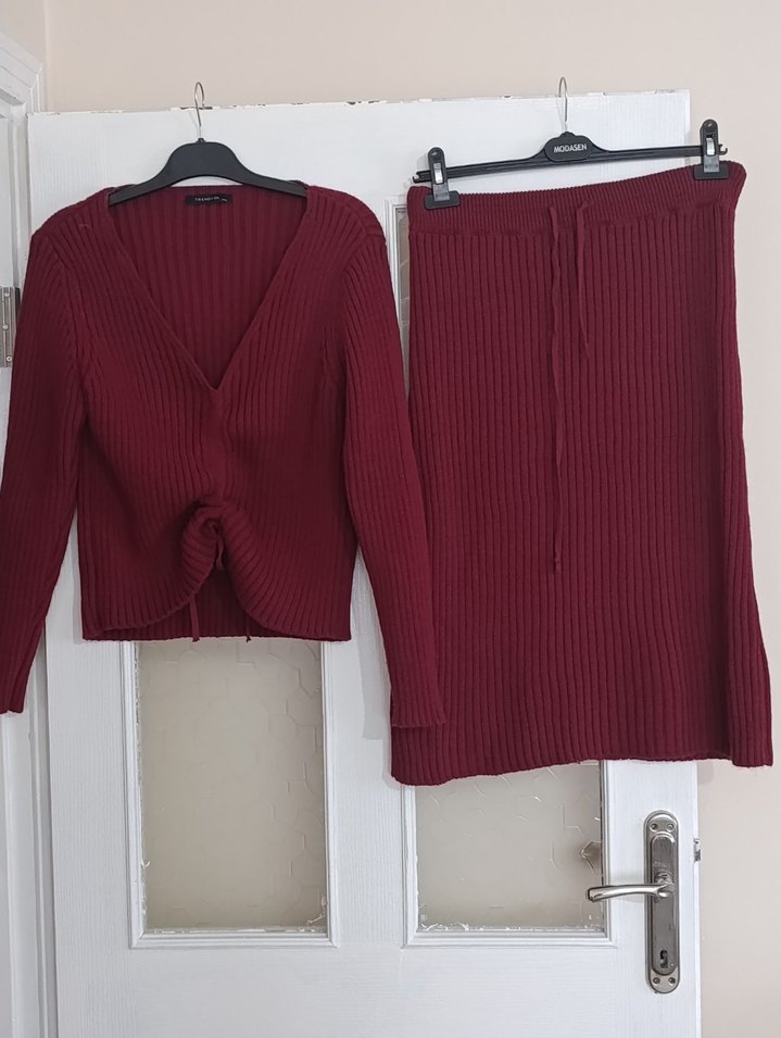 Bordo V Yaka Triko Kadın Takım - Görsel 4