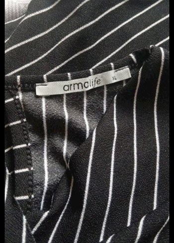 siyah beyaz Çizgili Piliseli Kadın Tulum - Görsel 4