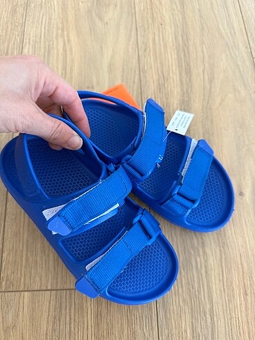 33 Beden Kinetix yeni sezon sandalet 34 no