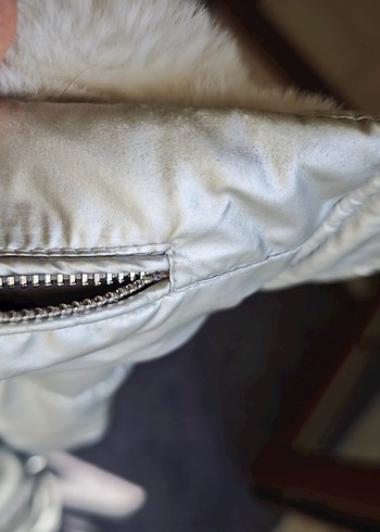 network gümüş rengi kaz tüyü mont - Görsel 7