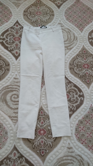 zara beyaz pantolon 