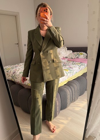 Zara Siklik Ve Rahatlik Haki Cift Dugmeli Blazer Takim