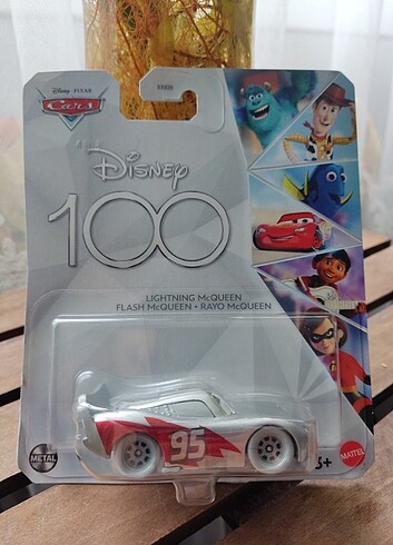 Pixar Cars Gümüş Seri Şimşek McQueen