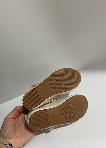 Bej Kız Çocuk Çiçekli Babet - Görsel 4