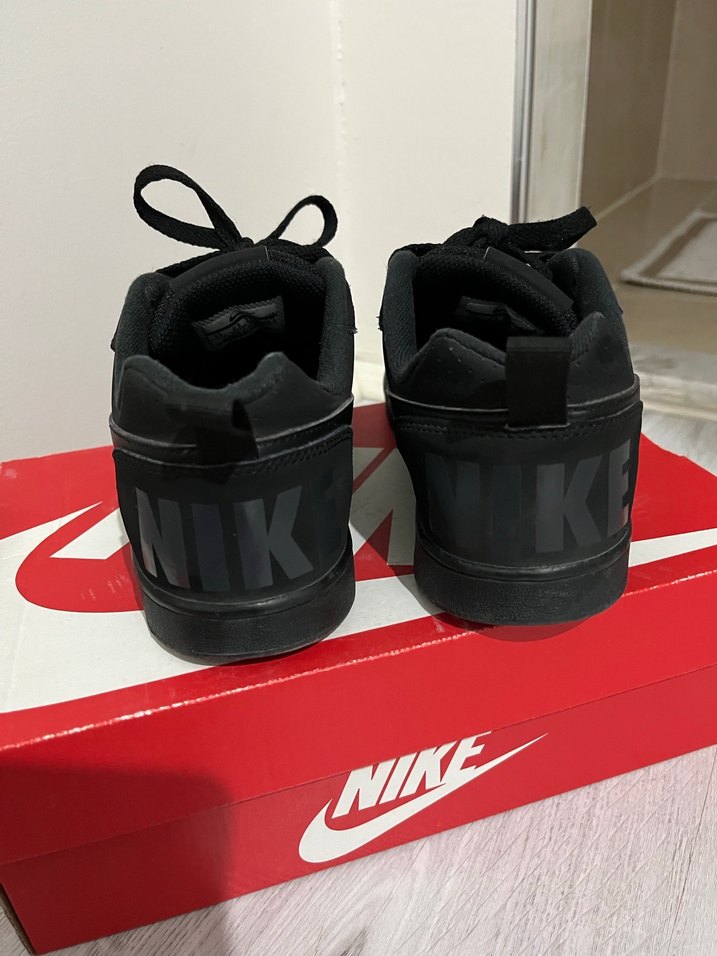 Nike Siyah Kadın Spor Ayakkabı - Görsel 3