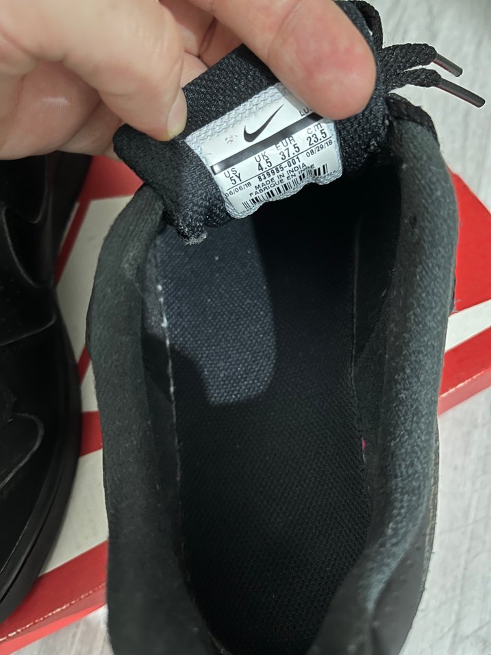 Nike Siyah Kadın Spor Ayakkabı - Görsel 4