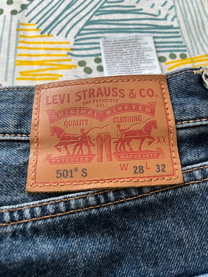 Levis 501® Original Fit Denim Jean — görsel 2/5