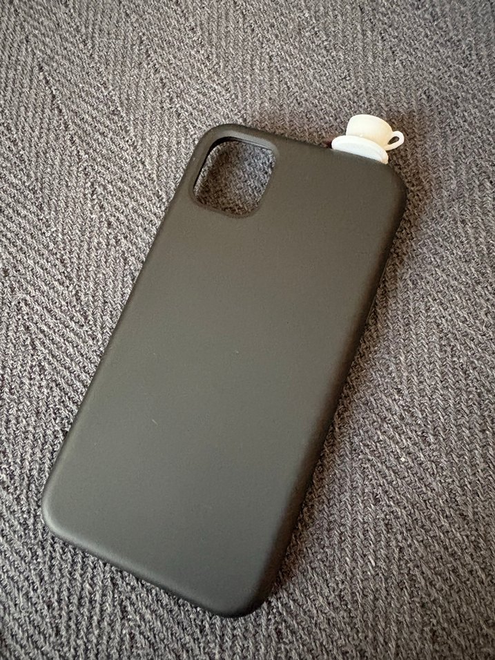 Siyah Kahve Detaylı İphone 11 Kılıfı - Görsel 2