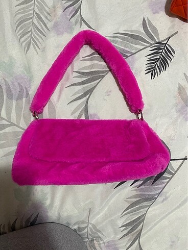 pembe pelus çanta