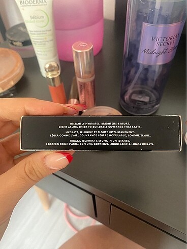 Beden Renk fenty beauty kapatıcı