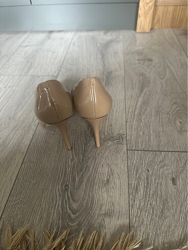 36 Beden ten rengi Renk Stiletto ayakkabı
