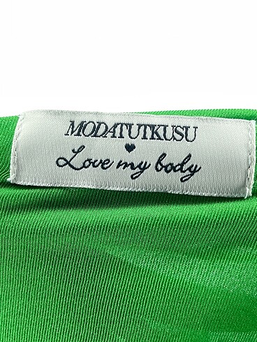 38 Beden yeşil Renk Love My Body Bluz %70 İndirimli.