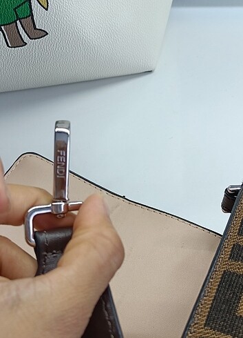 Beden kahverengi Renk Fendi Swarovski bag
