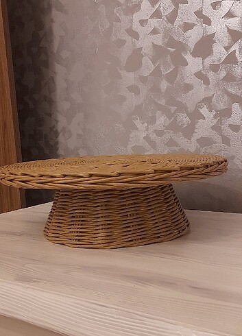 Ayaklı hasır sunumluk 
