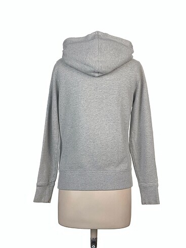 m Beden Gap Sweatshirt %70 İndirimli.