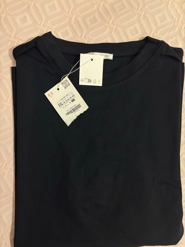 Siyah  Kısa Kollu Tişört - Görsel 2