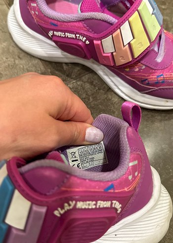 Skechers ayakkabı - Görsel 3