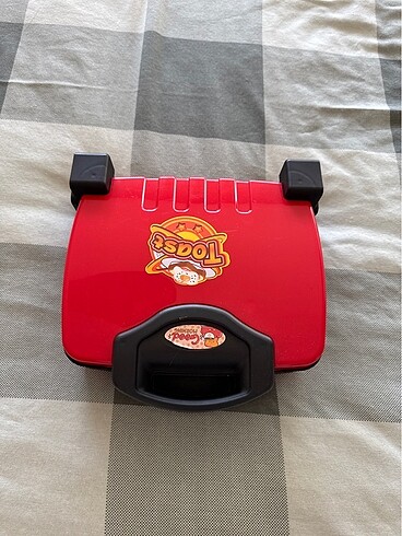 Oyuncak tost makinesi
