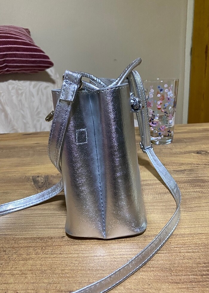Gümüş şık çanta - Görsel 5