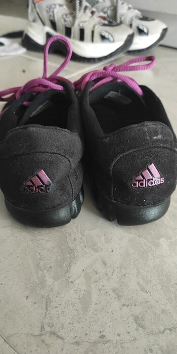 38 Beden Adidas Spor ayakkabı 