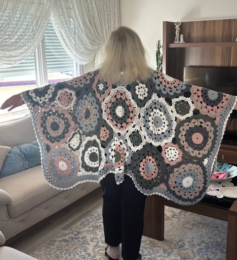 Gri Örgü Bohem Kadın Panço - Görsel 2