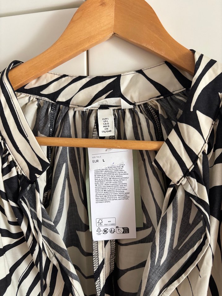 Zebra Desenli V Yaka Uzun Kollu Tunik - Görsel 3