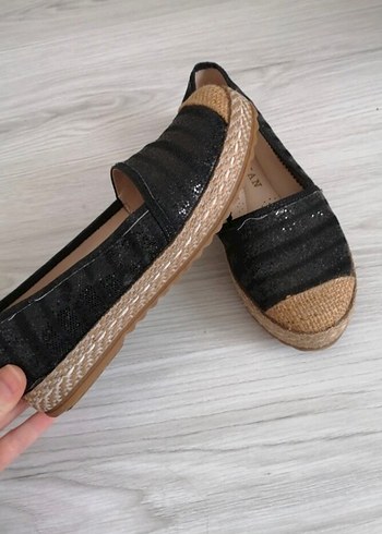 Kadın Siyah Yılan Desenli Dolgu Topuk Espadril - Görsel 2