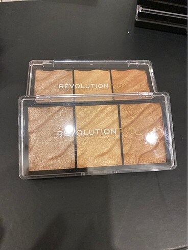 Revolution pro supreme highlighter-metal