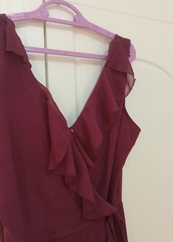 Bordo Uzun V Yaka Fırfırlı Elbise - Görsel 5