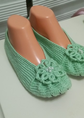 Yeşil Çiçekli Örgü Kadın Ev babeti - Görsel 2