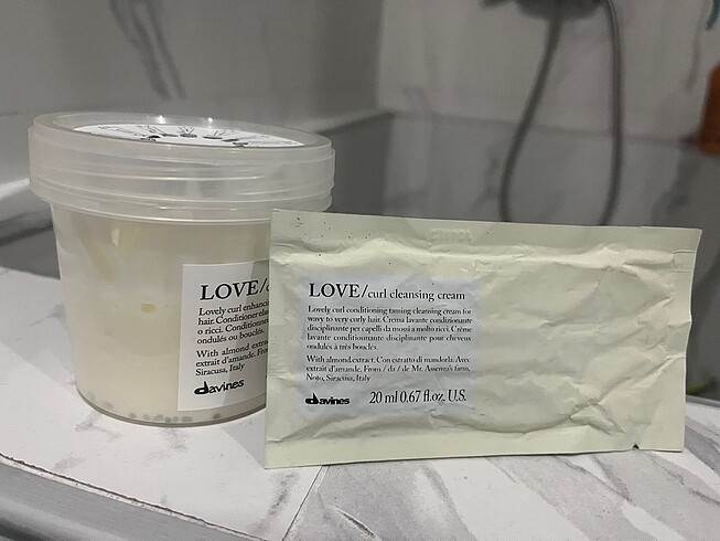 Davines LOVE Curl conditioner