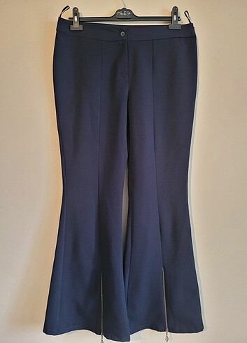 ETİKETLİ PAKETLİ LACİVERT PACALARI FERMUARLI PANTALON