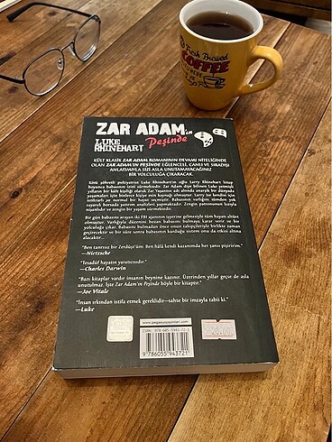 Beden Renk Zar Adam?ın Peşinde (Luke Rhinehart)