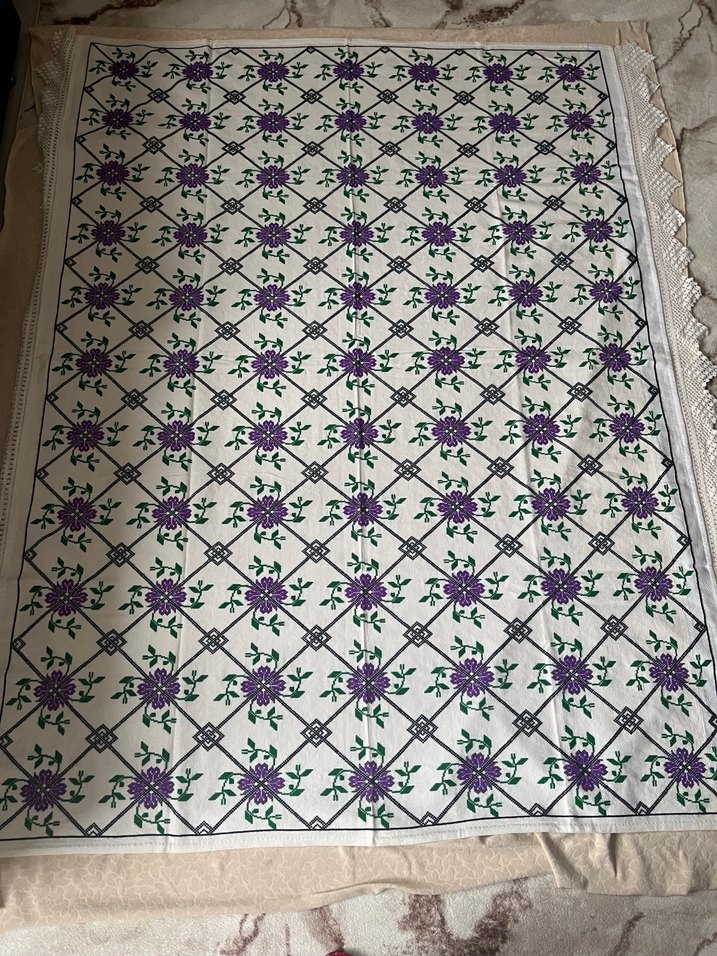 Mor Nakışlı Geleneksel Yatak Örtüsü - Görsel 2