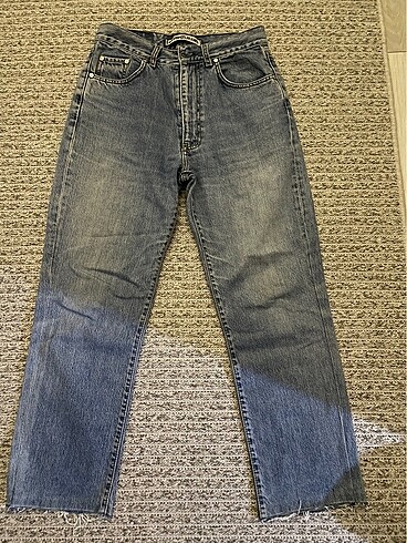 straight jean