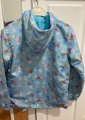 Kız Çocuk Mavi Baskılı Fermuarlı Yağmurluk - Görsel 3