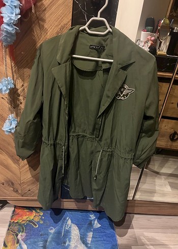 Yeşil Beli Kuşaklı Midi Kadın Ceket