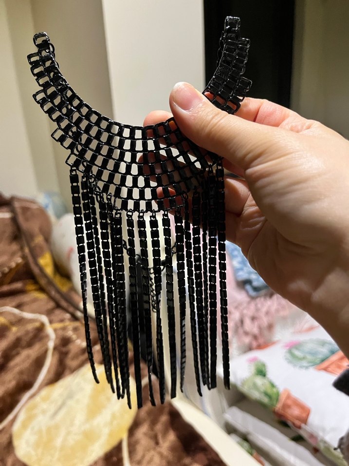 Uzun Siyah Zincir Detaylı Gotik Kolye - Görsel 4