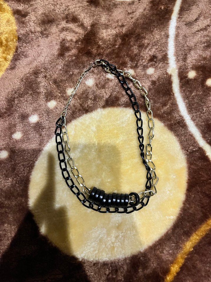 Zincir Detaylı Siyah Altın Kolye - Görsel 5