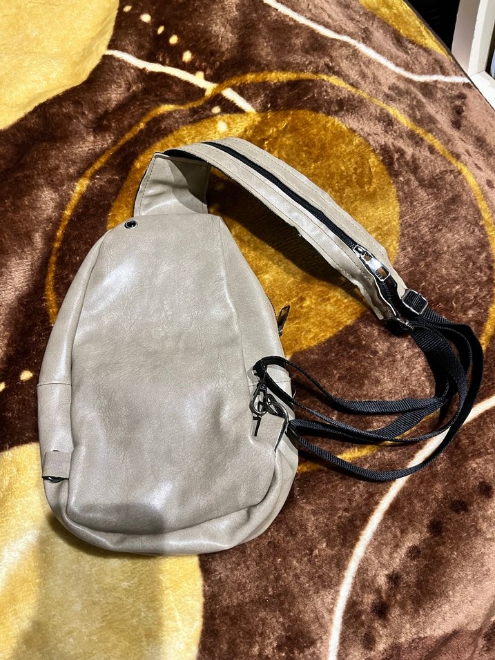 Bej Deri Kadın Çapraz Çanta - Görsel 4