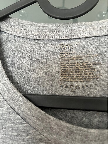 m Beden Gap tshirt