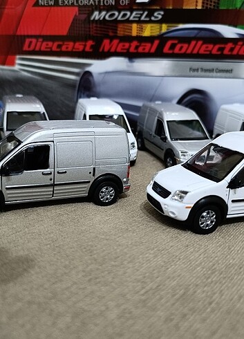 Ford Connect 1:36 ölçek çek bırak özelliği