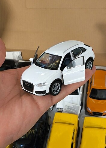  AUDİ Q3 Diecast Model araba - 1/36 Ölçek