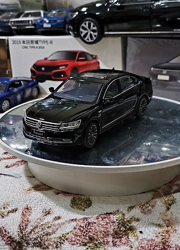 Passat Volkswagen - 1.32 ölçek 