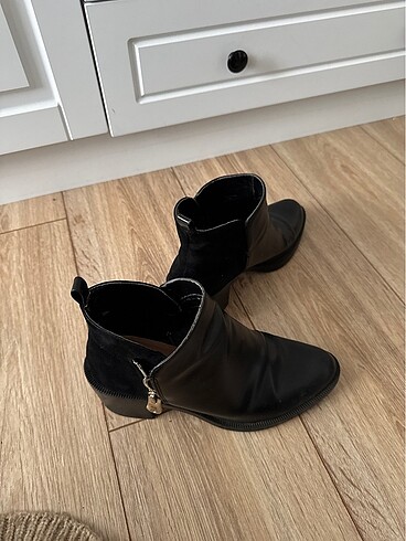 Zara İçinde sorunu var